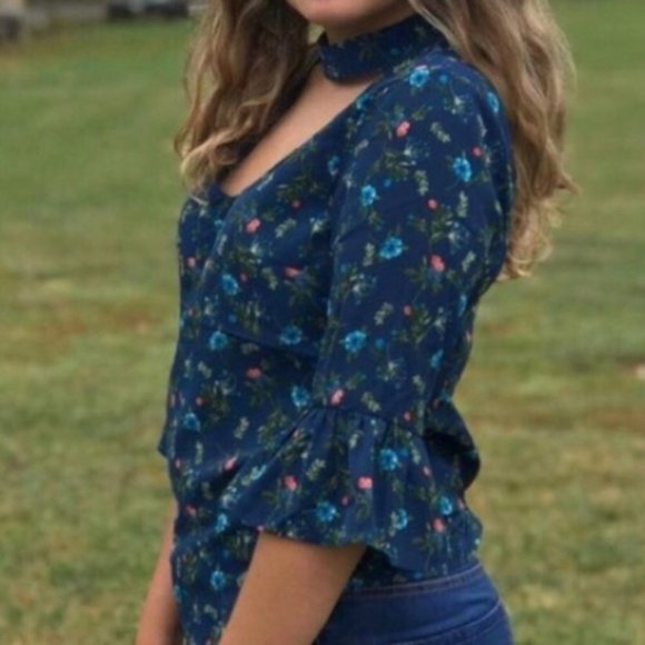 Meraki Blue Floral Blouse with Choker Collar - Picture 3 of 7